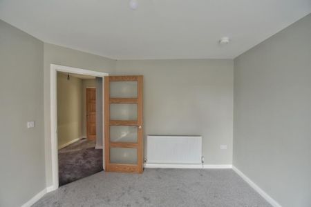 5 Faulkner Grove, Bangor, BT20 3FN - Photo 2