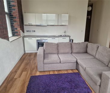Upper Blakeridge Lane, Batley, West Yorkshire, WF17 - Photo 6