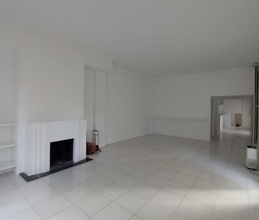 Maison • Saint-Germain-en-Laye - Photo 2