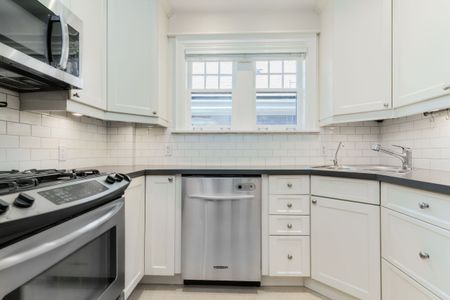 For Lease - 20 Coulson Avenue Unit# Upper, Toronto, Ontario - Photo 4