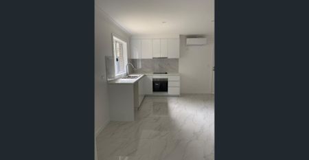 BRAND NEW 2 BEDROOM GRANNY FLAT!! A MUST TO INSPECT - Photo 3