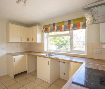 2 bedroom bungalow to rent - Photo 3