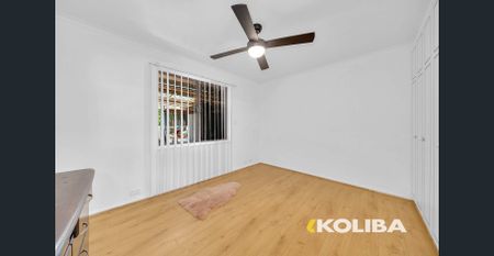 Large Family Living - Photo 4