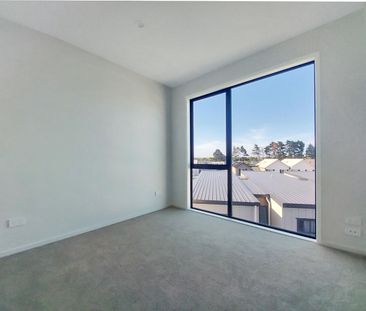 RENT REDUCED BE QUICK - Extended Family or Couples! 4 Bdrms/2.5 Bthrms - Photo 3