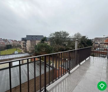 Ruim 2-slaapkamersappartement met garage in centrum Roeselare - Foto 4