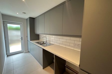Eriswell Road, Lakenheath, BRANDON - Photo 4