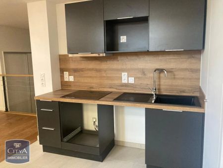 Appartement à louer 1 pièce 77.63m² - Photo 3