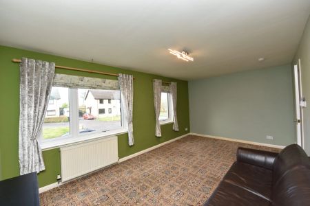 17 Islabrae, Keith, AB55 5JT - Photo 4