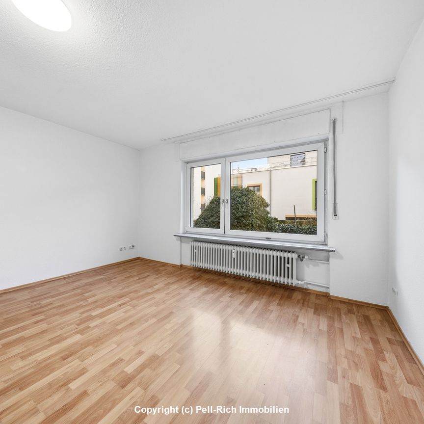 Helle & großzüge teilmöbilierte 3 Zimmerwohnung in Karlsruhe-Durlach zur Miete - Photo 1