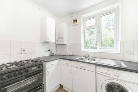 Conway Grove, Acton, W3 - Photo 2