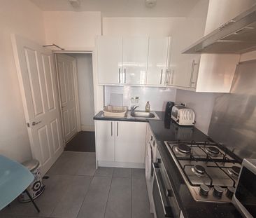 Room in a Shared House, Furness Road, NW10 - Photo 5