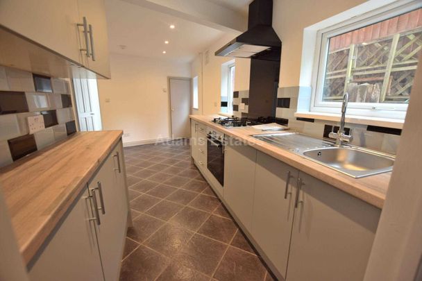 Price £1,525 pcm - Available 05/11/2025 - Unfurnished - Photo 1