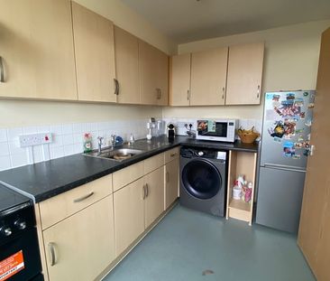 Room in a Shared Flat, Priestman Point, E3 - Photo 6