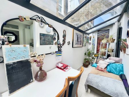 Room To Let - Photo 5