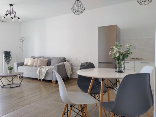 2 pokoje z balkonem, garażem i świetnym dojazdem - Photo 1