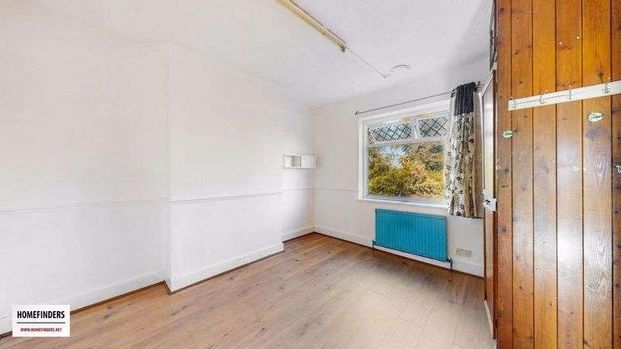 Burges Road East Ham, E6 - Photo 1