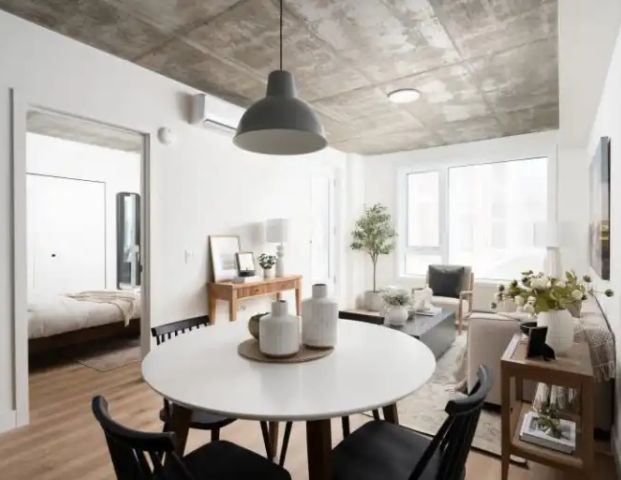 ERIN Condo Rentals | 2350 Saint-Patrick, Montreal - Photo 1