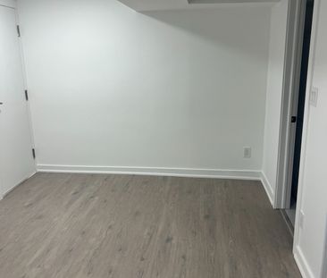 For Lease - 1108 Kos Boulevard Unit# Lower, Mississauga, Ontario - Photo 3