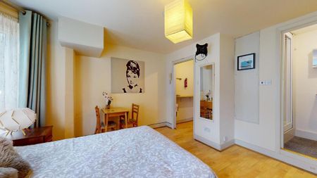 Studio to rent - Photo 4