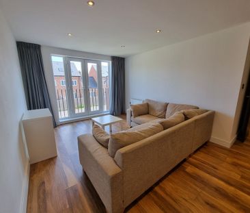 2 Bed Student Accommodation - Photo 2