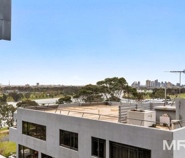 816/74 Queens Road, Melbourne - Photo 5