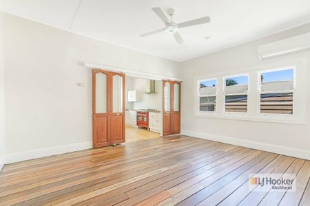 "Renovated and Convenient" - Photo 5