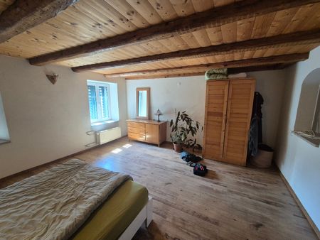 Charmante Dachwohnung auf zwei Etagen – zentral in Glarus - Photo 3