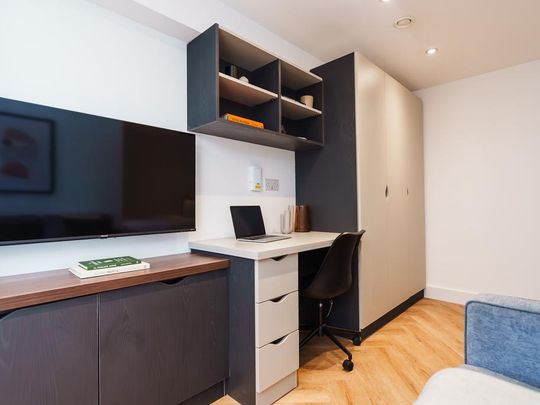 Studio to rent - Photo 1