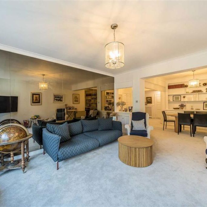 3 bedroom flat to rent - Photo 1