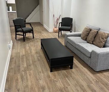 For Lease - 24 Captain Hall Court, Toronto, Ontario - Photo 4