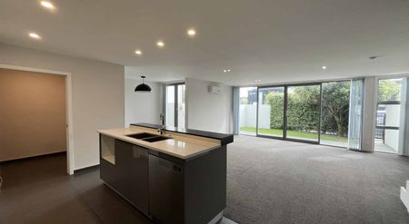 Heart of Wigram! - Photo 2