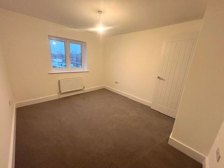 Bullfinches Way, Downham Market - Photo 3