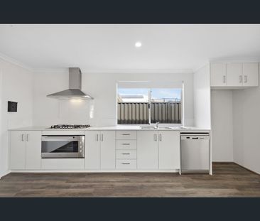 7 Spectrum Street, Eglinton, WA 6034 - Photo 2