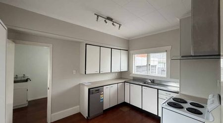 Magnificent on Margaret Street - Photo 3