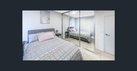 Top Floor Modern Unit - Photo 4