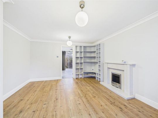 3 bedroom detached house to rent - Photo 1