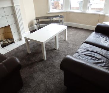 Australia Road Cardiff, CF14 3DB - Rent £2,100pcm Bills included - Photo 2