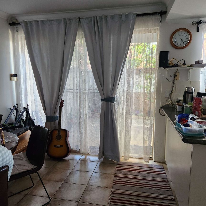 Leederville - Photo 1