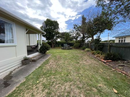 Super tidy Beach Home - Photo 4