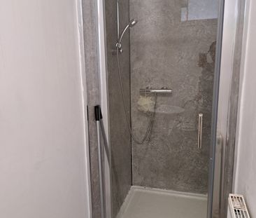 Room in a Shared House, Oval Road, B24 - Photo 2