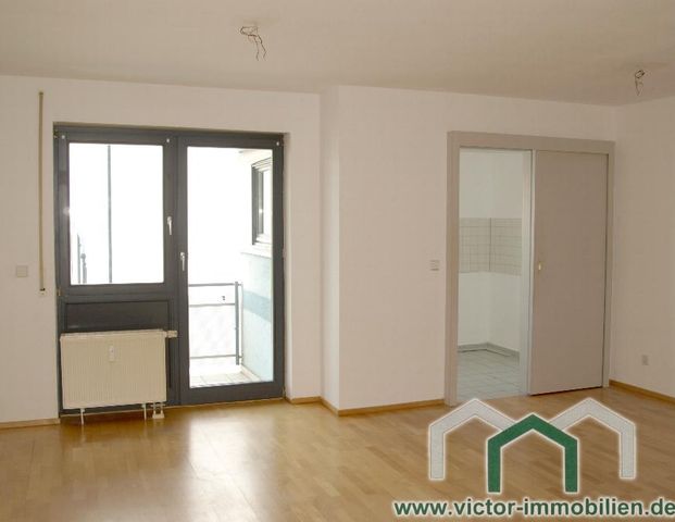 ** 2-Zimmer-Whg. mit Parkett und Balkon im Zentrum-Ost ** - Photo 1