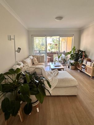 Freshwater - Photo 1