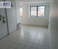 Location Appartement 1 pièce 31m² BEAUVAIS 60000 - Photo 2