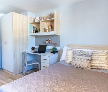 Studio to rent - Photo 2