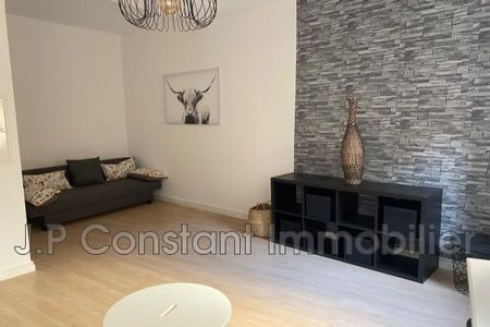 Location Appartement 2 pièces 49m² LA CIOTAT 13600 - Photo 2