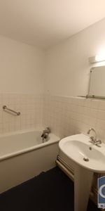 Location Appartement 2 pièces 39m² - Photo 3