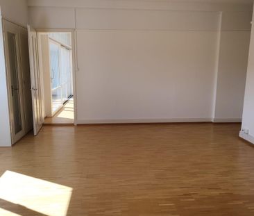 4.5 Zimmer Wohnung in Stadtvilla mit herrlicher Aussicht - Photo 1