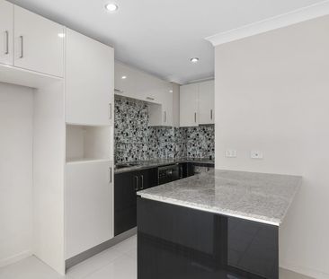Larger than normal 3 Bedroom Townhouse - Photo 6