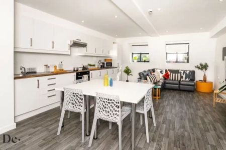 Superior Studio - Photo 2