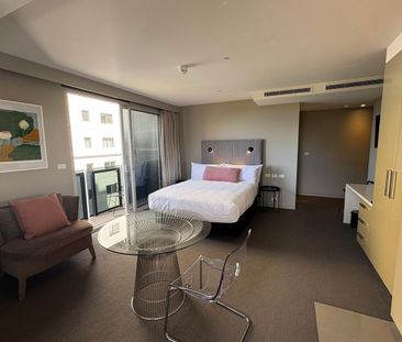 WAKE UP IN A BOUTIQUE RESIDENCE CLOSE TO STUNNING ALBERT PARK ***PL... - Photo 5